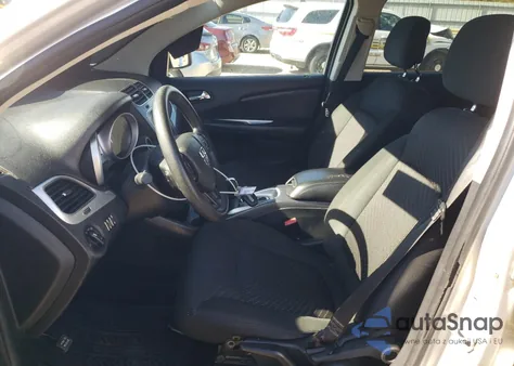 2012 Dodge Journey Sxt z USA, uszkodzony, nr VIN 3C4PDCBG5CT174345